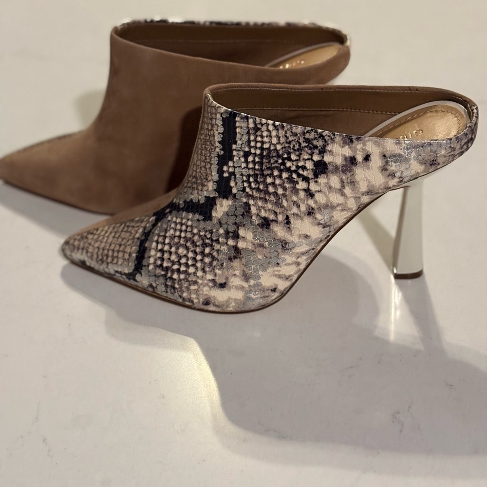 GIBSON LATIMER sz 10 snake/suede heeled mule